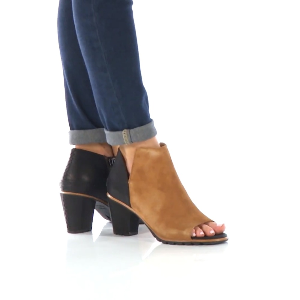 Sorel Nadia Leather Peep Toe Booties - Picture 2 of 8